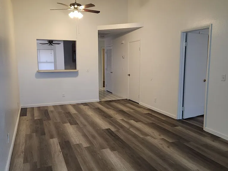 7048 Picaroon Ln — Photo 14