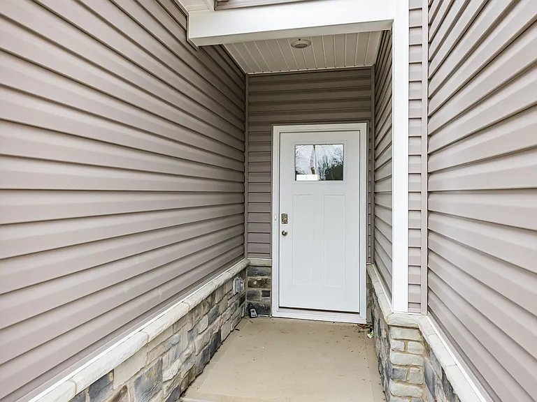 1454 Doubleday Dr — Photo 5