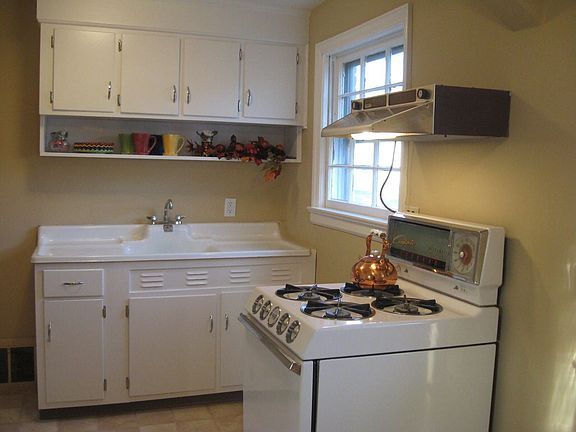 Eat in Kitchen