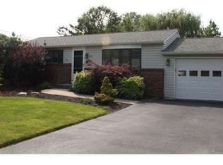 848 Roger Rd, Warminster, PA 18974