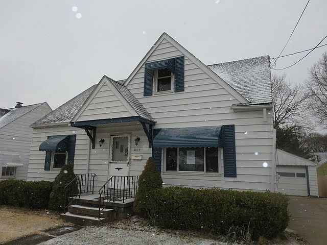 1st image of 2659 11th St