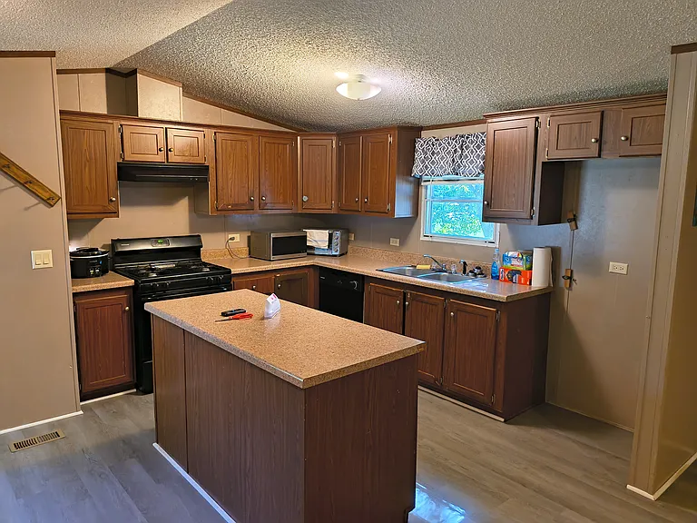 230 Andre Loop #24 — Photo 3