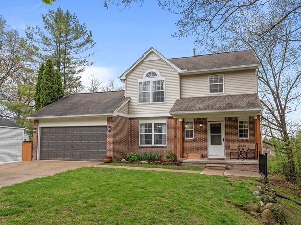 4105 Stanmoor Dr, Waterford, MI 48329