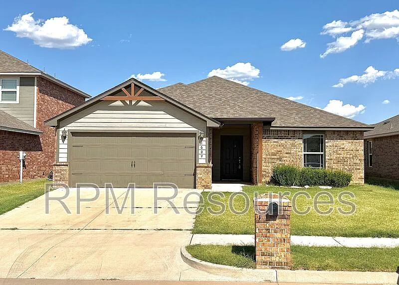 1609 Burgundy Dr