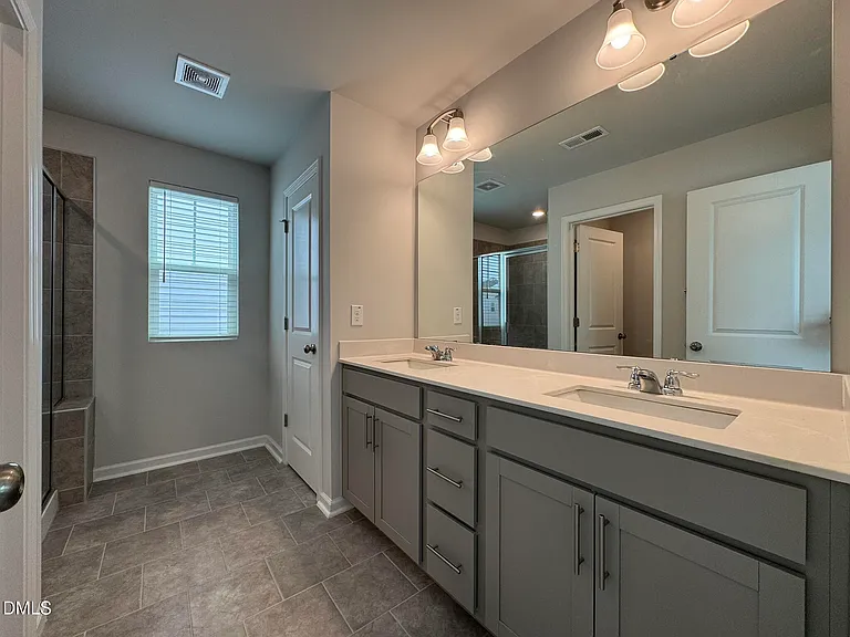 375 Garden Vine Trl — Photo 21
