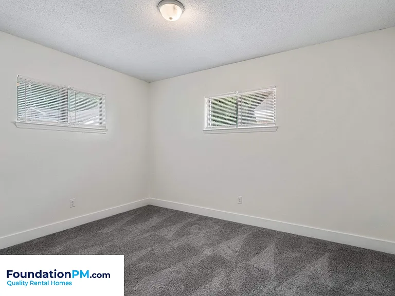 3749 Rhea Ave — Photo 15