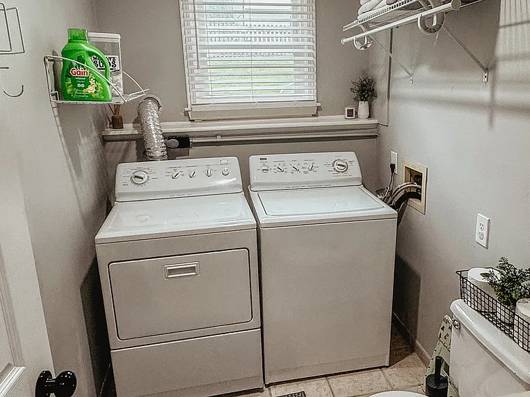8133 Swarner Dr — Photo 20