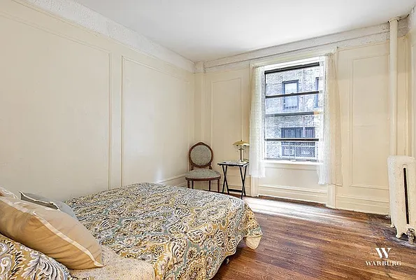 Sold by Warburg | media 12