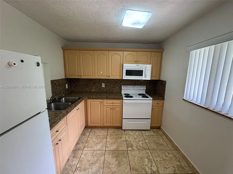 7800 Camino Real #H-213 — Photo 2