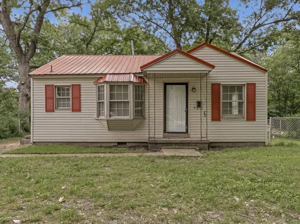 2206 Glenwood Dr, Jonesboro, AR 72401