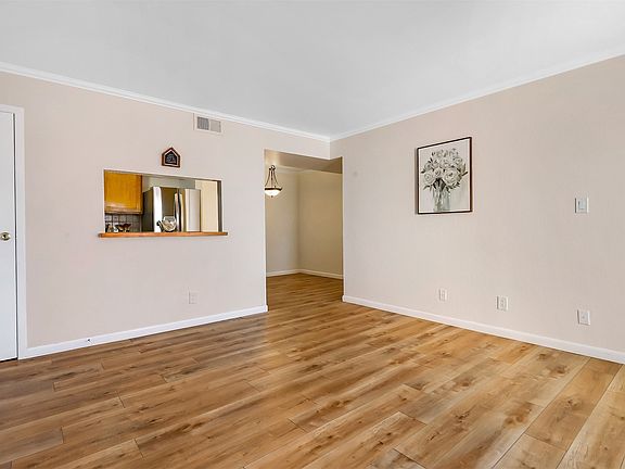 5th image of 2501 W Zia Rd APT 1-202