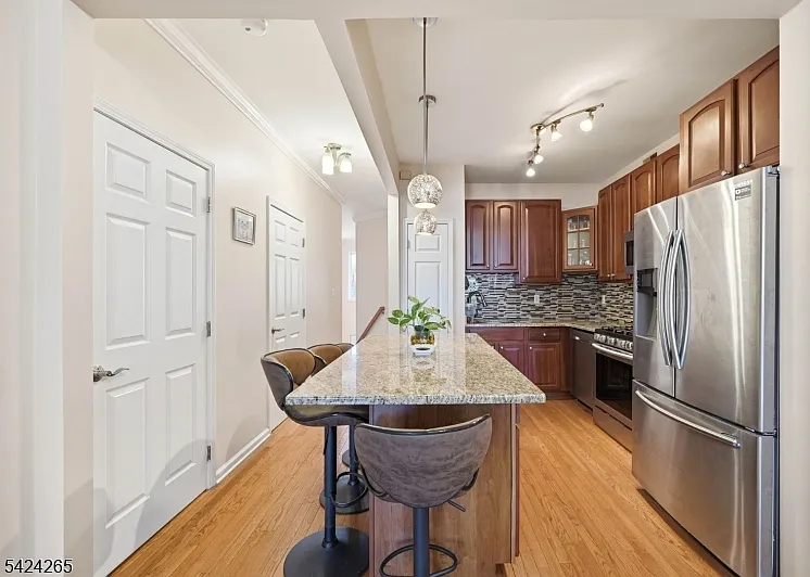 424 Hartford Dr — Photo 18