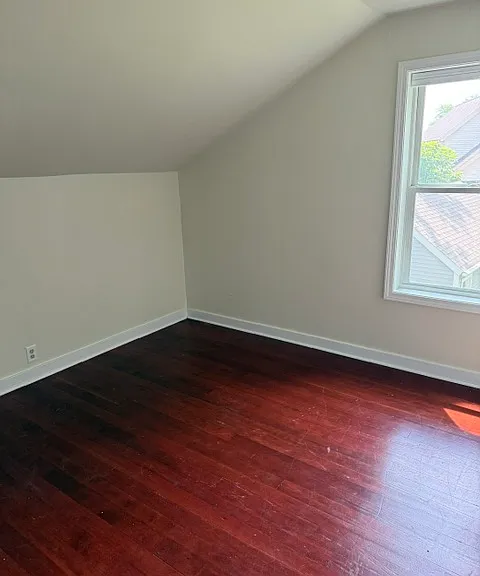 7221 Hubbard Ave — Photo 17