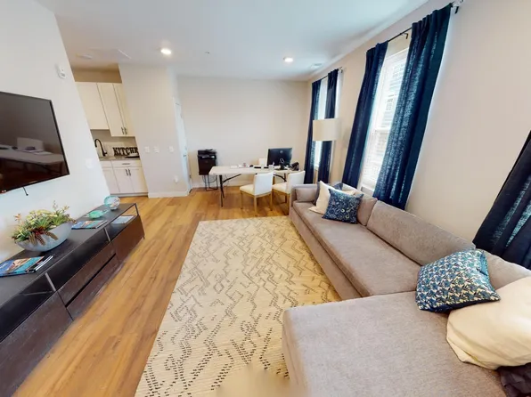 514 Lasko Ln #514, Parlin, NJ 08859