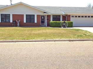 811 Itasca St, Plainview, TX 79072