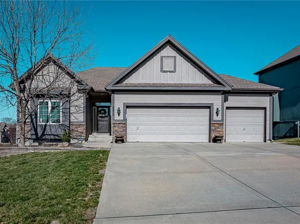 8800 NE 99th St, Kansas City, MO 64157