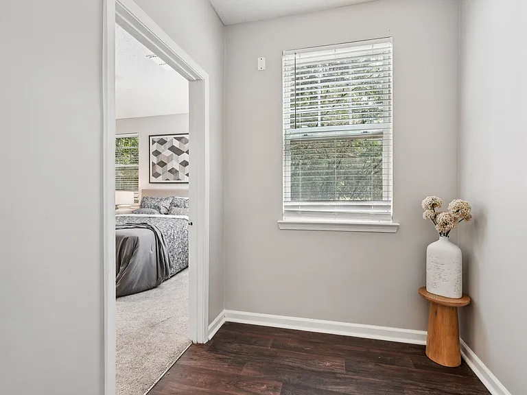 Leyland Pointe — Photo 42