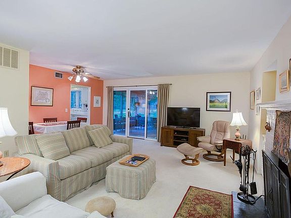 5th image of 301 Saint Annes Moor Ct