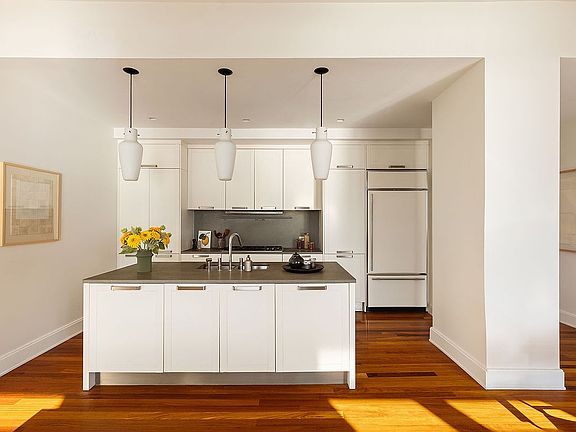 5th image of 92 Laight St APT 6D