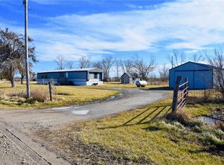 2528 Haskell Rd, Ottawa, KS 66067
