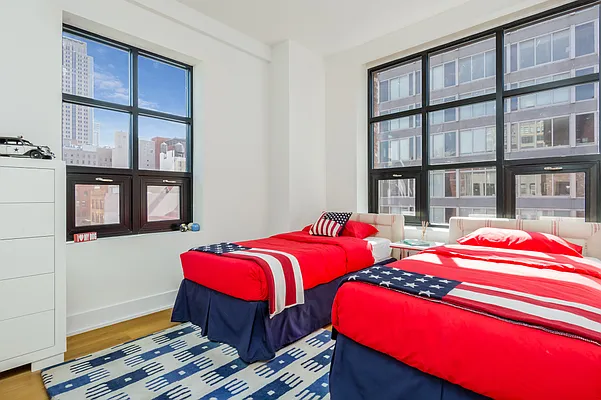 Sold by Compass | media 20