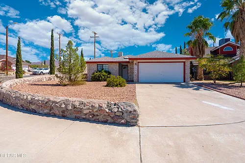 7324 Canyon Run Dr Photo 1