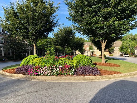 Common Area In Front Of Townhome