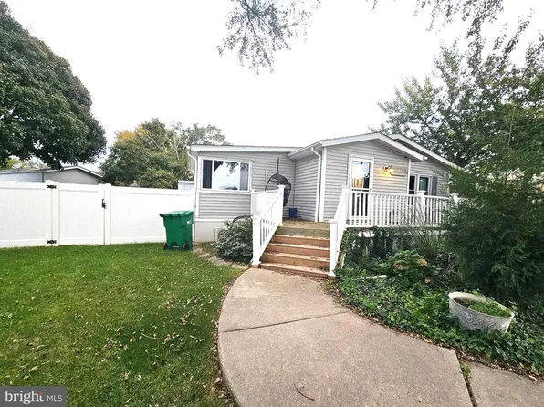 35669 Buttermilk Dr, Rehoboth Beach, DE 19971