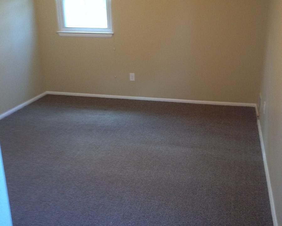 2nd image of 619 Innkeeper Ln