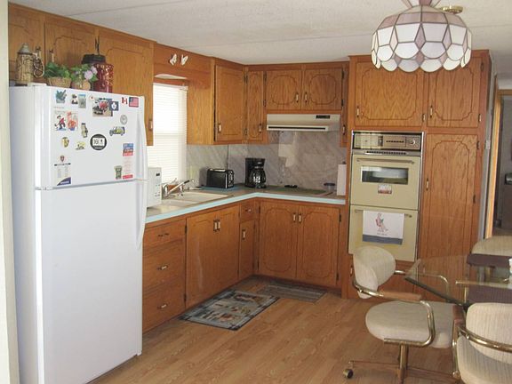 4th image of 89 Violet Ln #89
