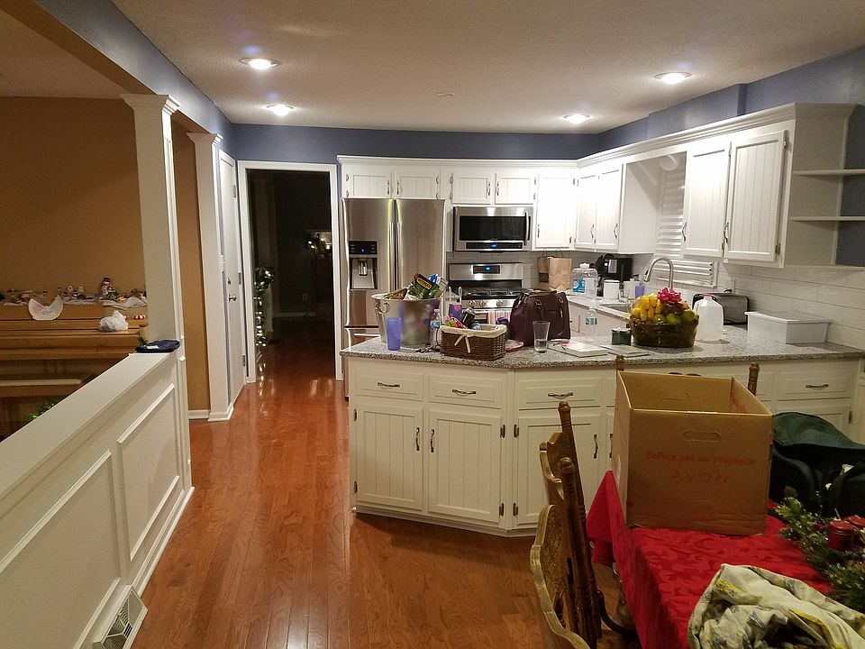 2nd image of 9350 Nelson Ln