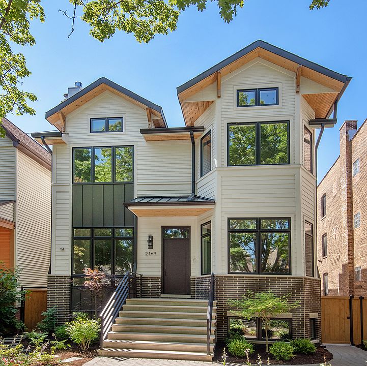 1st image of 2169 W Sunnyside Ave