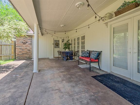 5th image of 4400 Seville Ln