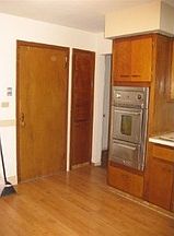 5th image of 2427 Jonathan Ave