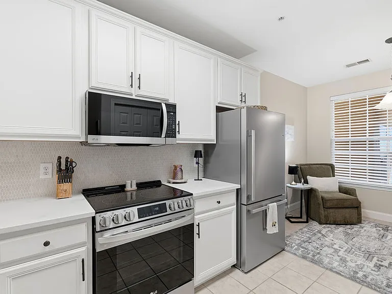 555 Rarity Bay Pkwy #204 — Photo 12