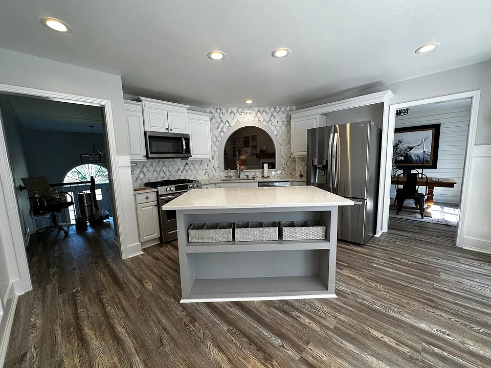 4110 Chelsea Chase