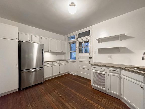 4th image of 4527 N Wolcott Ave APT 1B