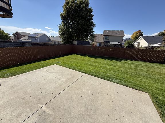 5th image of 3153 51st Ave