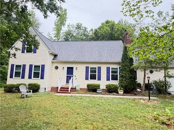 6495 Glenside Ct, Gloucester, VA 23061