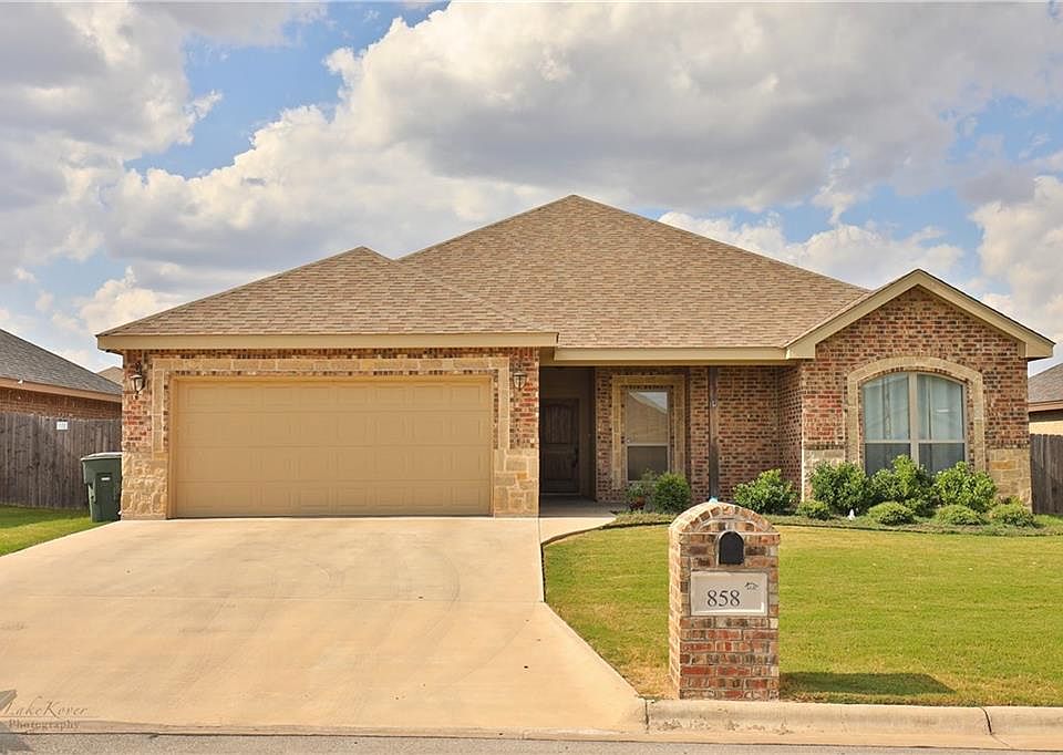 1st image of 858 Great Waters Dr