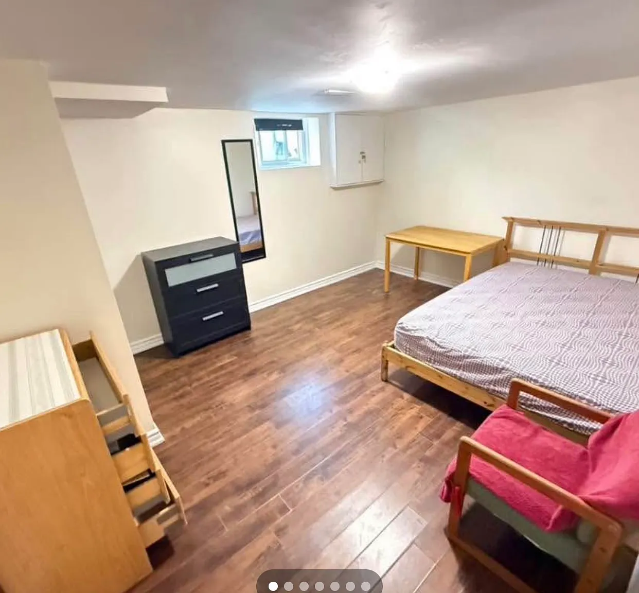 22 Iondale Pl — Photo 2