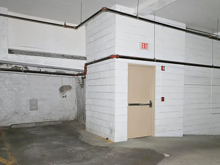 523 Grand Blvd #2F — Photo 14