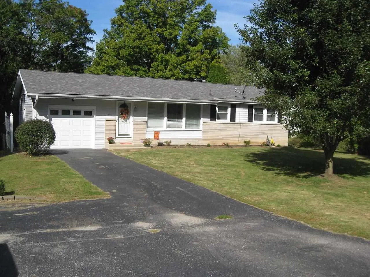 403 Mount Pleasant Rd photo 1