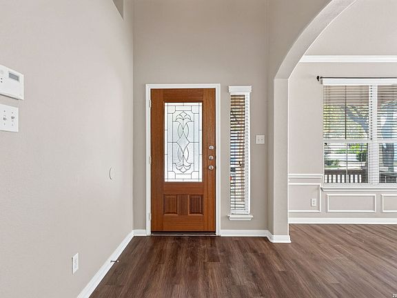 4th image of 144 STILL BROOK LN