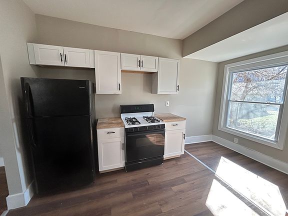 4th image of 10206 Westchester Ave #2