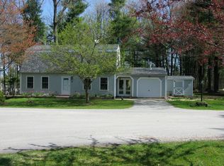 14 Red Cedar Ln, Shelburne, VT 05482