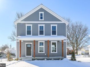 112 Stratford Ave, Fredericksburg, VA