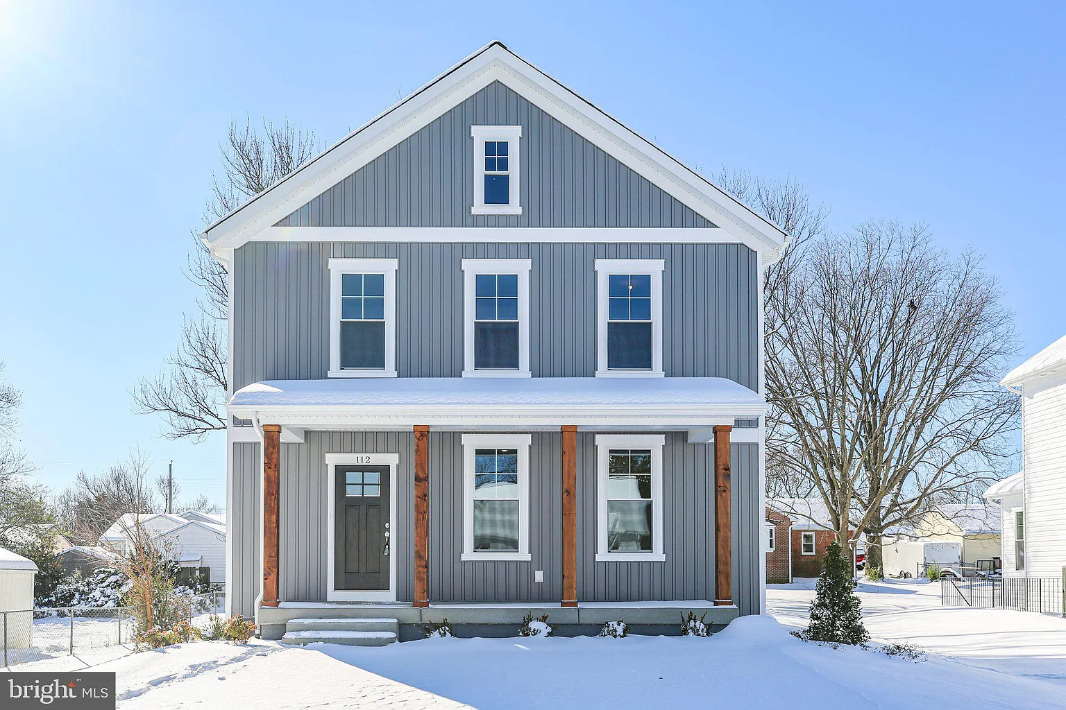 112 Stratford Ave photo 1