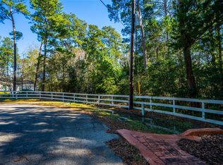 10368 Enchanted Oaks Ln, Conroe, TX 77304