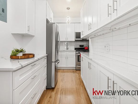 5th image of 105 W 86th St #2C